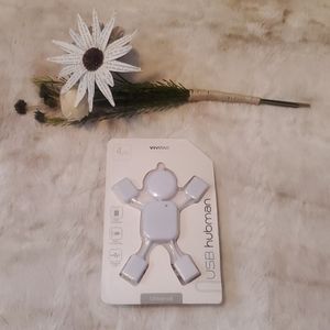 USB Vivitar universal hubman in white charger